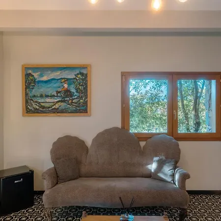 Kirssis Guest house