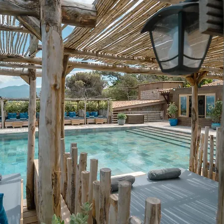 Kirssis Guest house 3*