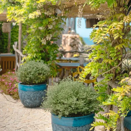 Kirssis Guest house